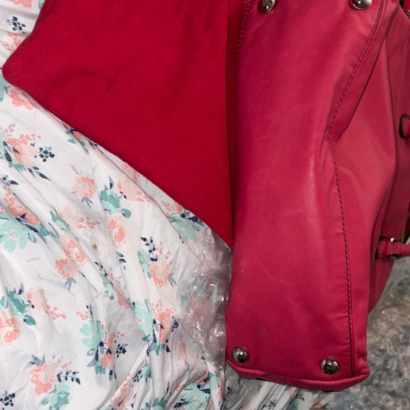 NWOT AUTHINTIC VALENTINO Pink Floral Appliqué Shoulder Bag - Picture 9 of 12